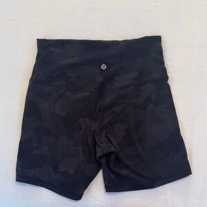 Lululemon Align High-Waist Black Camo Women's Shorts 4” inseam